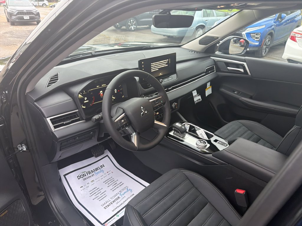 New 2026 Mitsubishi Outlander SE AWD/4WD image 16