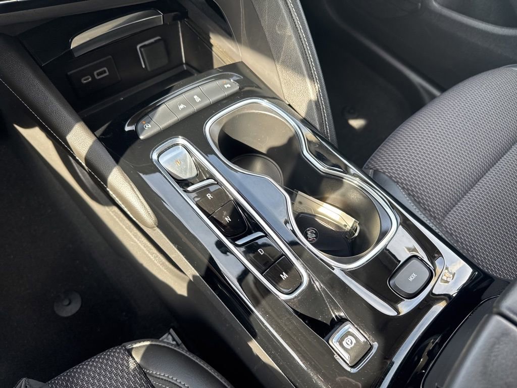 Used 2023 Buick Envision Preferred FWD image 32