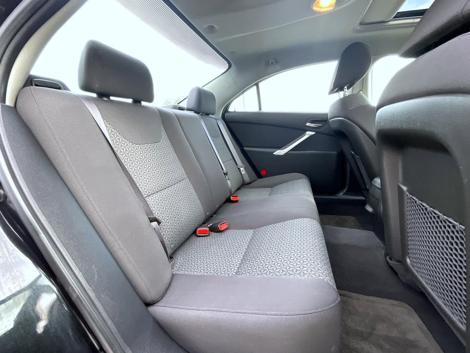 Used 2010 Pontiac G6 Sedan FWD image 20