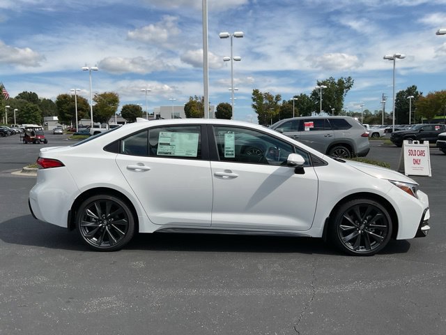 New 2027 Toyota Corolla SE FWD image 5