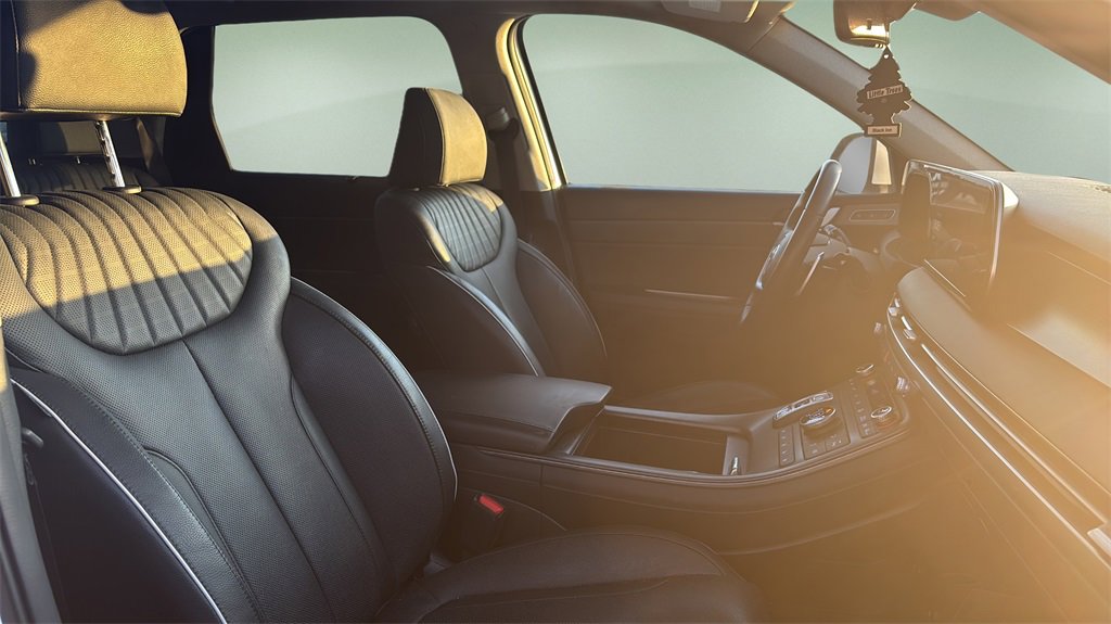 Used 2024 Hyundai Palisade Limited image 17