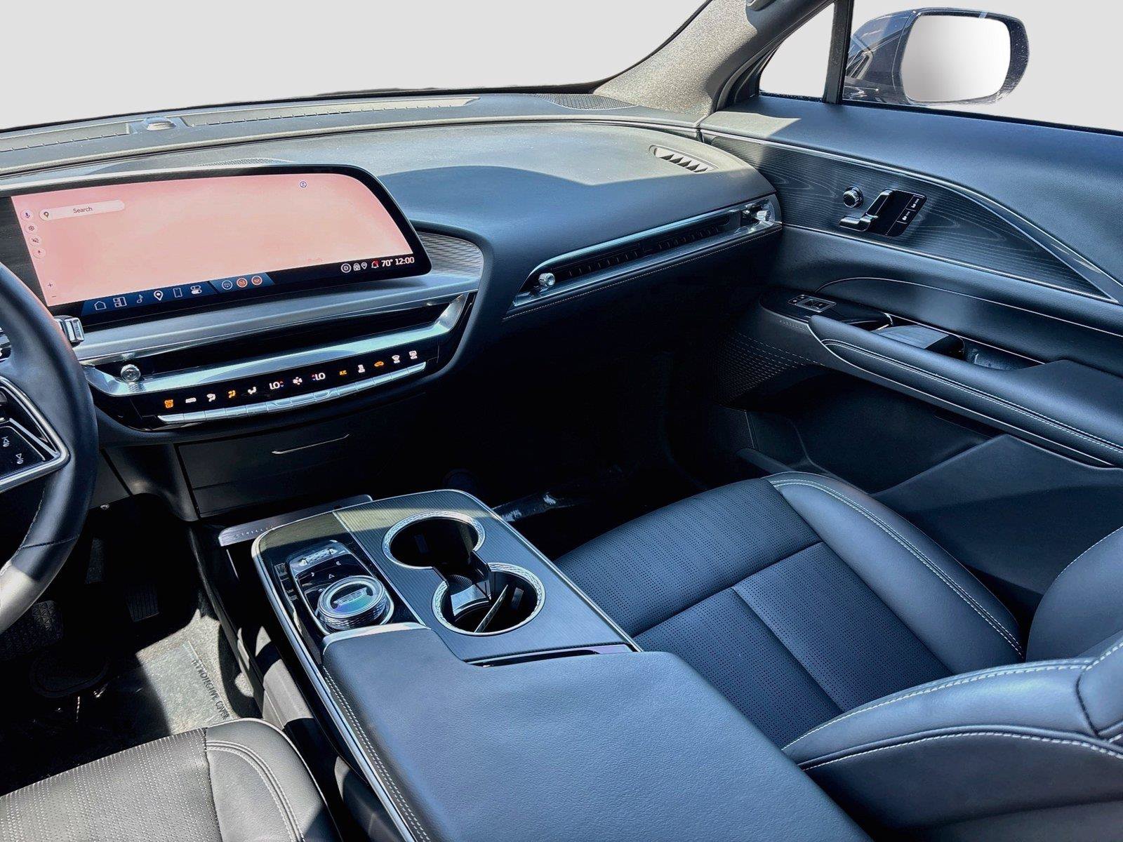 Used 2024 Cadillac Lyriq Luxury RWD image 23