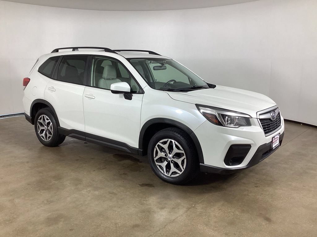 Used 2020 Subaru Forester Premium AWD/4WD image 5