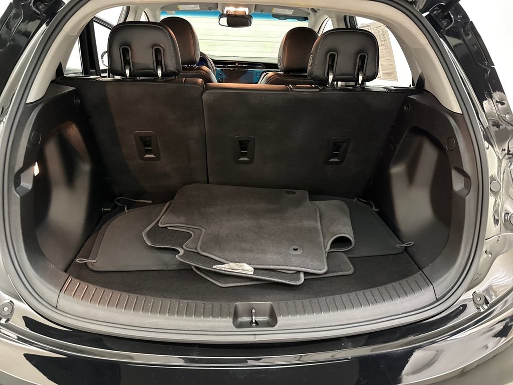Certified 2023 Chevrolet Bolt LT FWD image 22