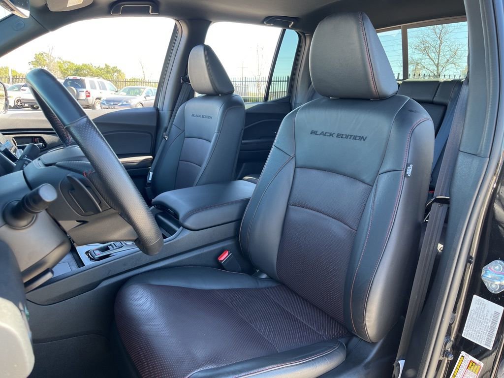 Certified 2025 Honda Ridgeline Black Edition image 26