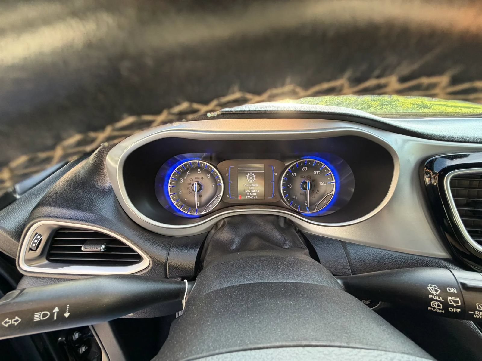Used 2020 Chrysler Pacifica Touring w/ S Appearance Package FWD image 52
