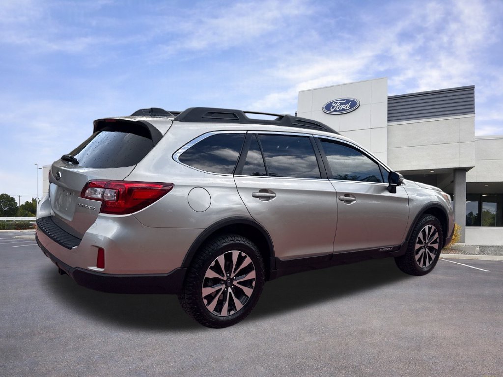 Used 2016 Subaru Outback 2.5i Limited AWD/4WD image 9