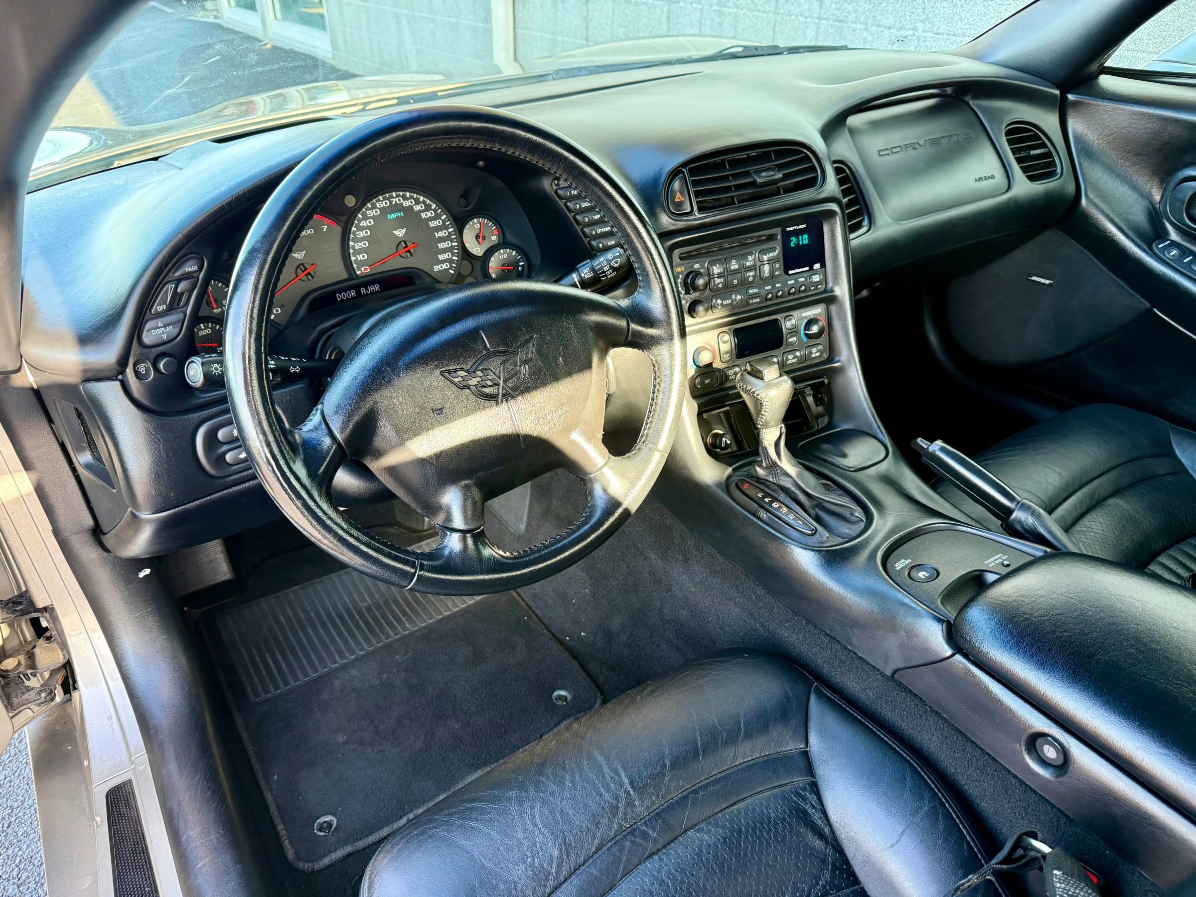 Used 2001 Chevrolet Corvette Convertible w/ Preferred Equipment Group2 RWD image 26