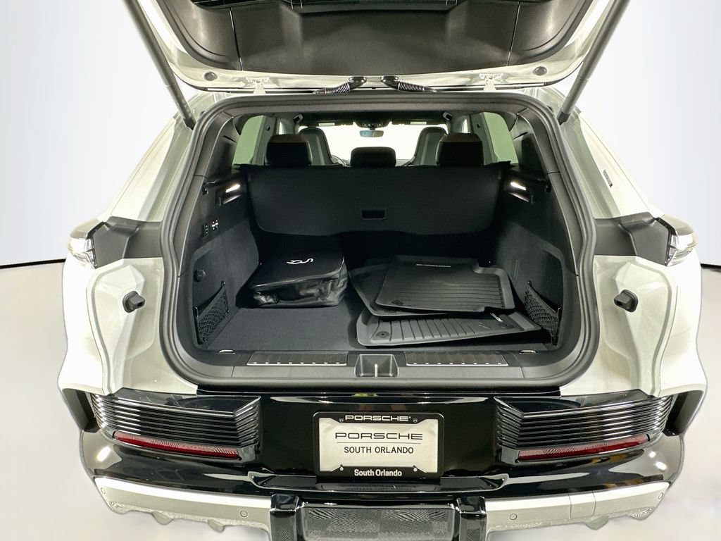 New 2026 Porsche Cayenne Electric AWD/4WD image 28