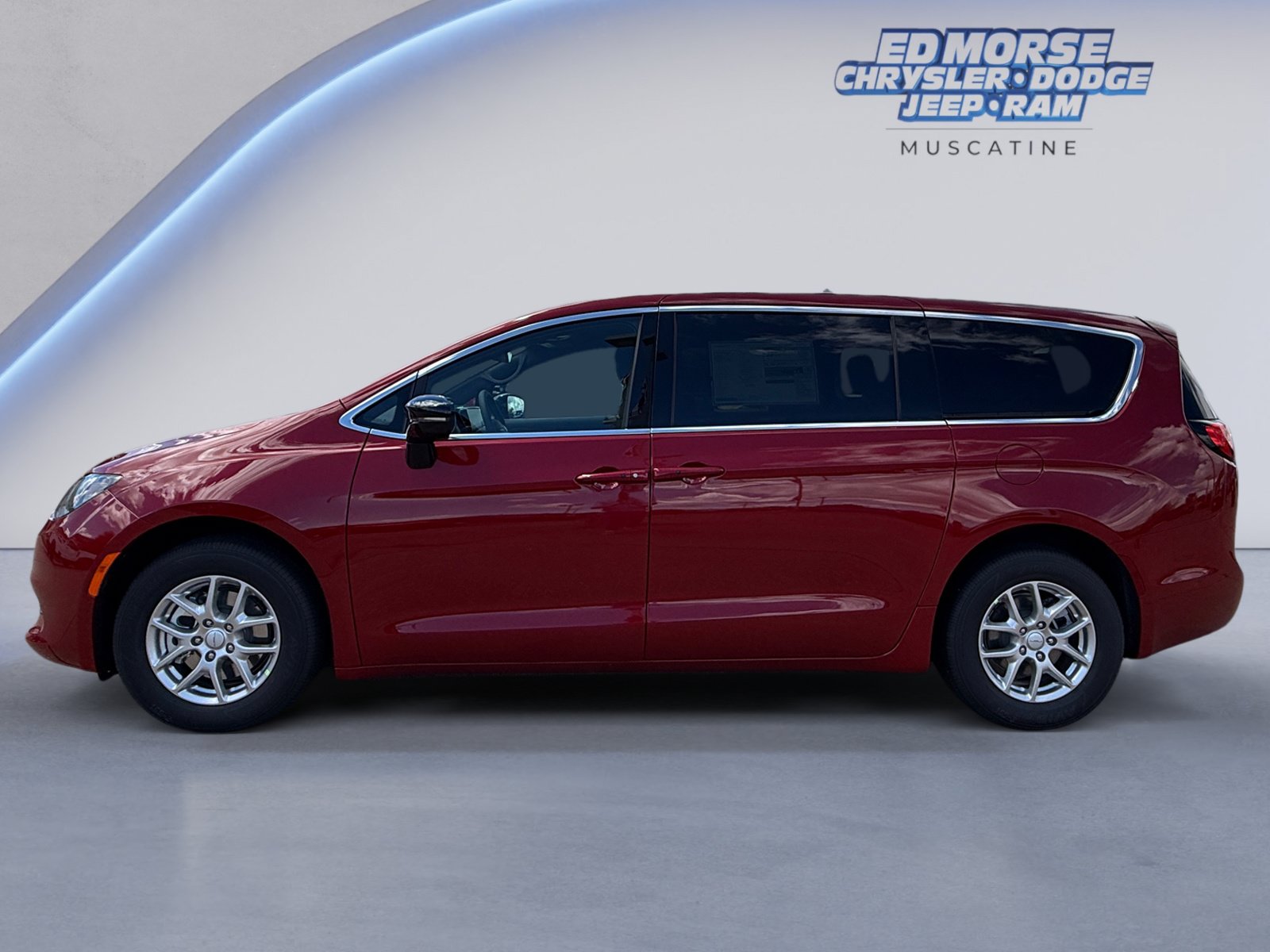 New 2027 Chrysler Pacifica LX FWD image 2