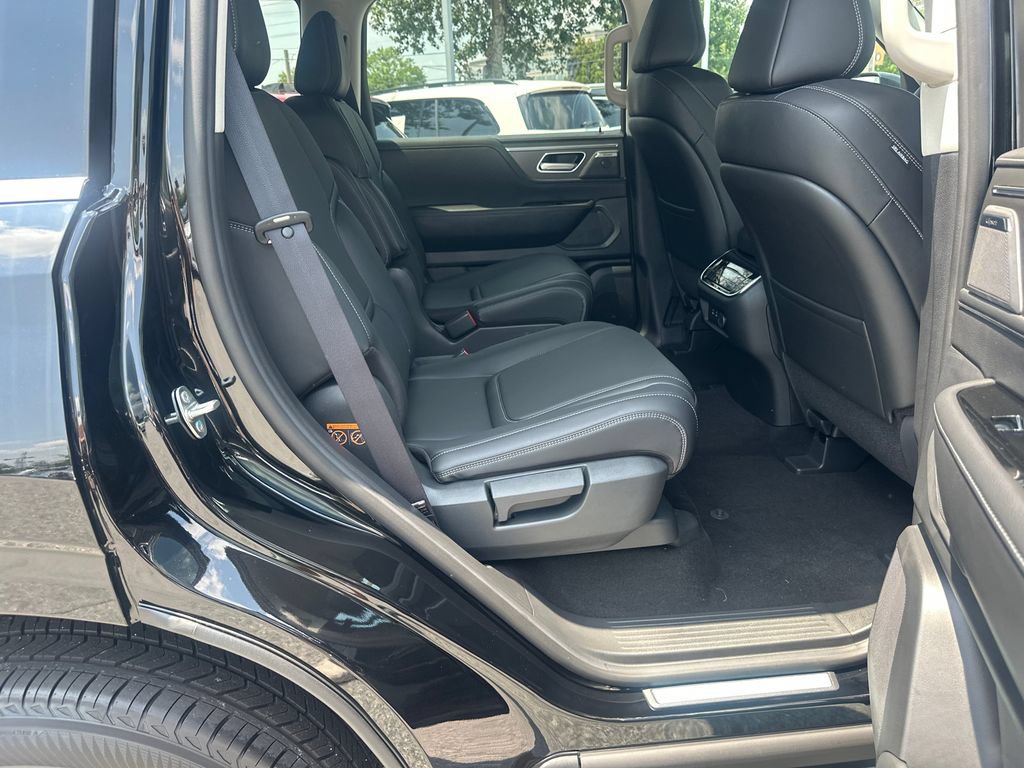 New 2027 INFINITI QX80 Pure w/ Cargo Package AWD/4WD image 13