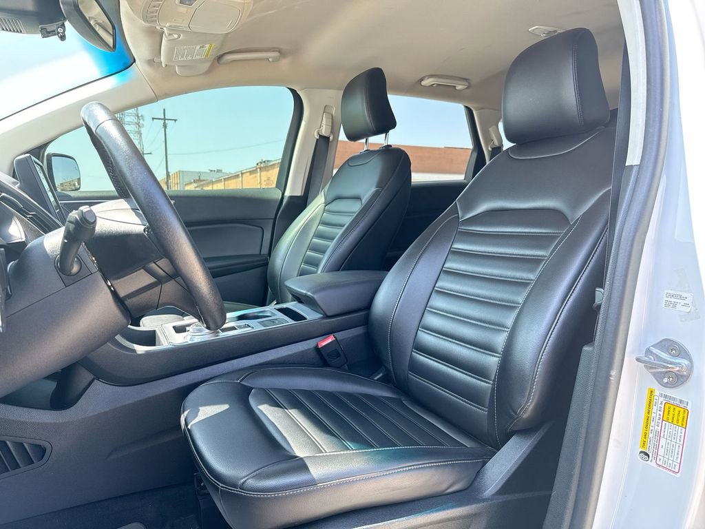 Used 2022 Ford Edge SEL image 13