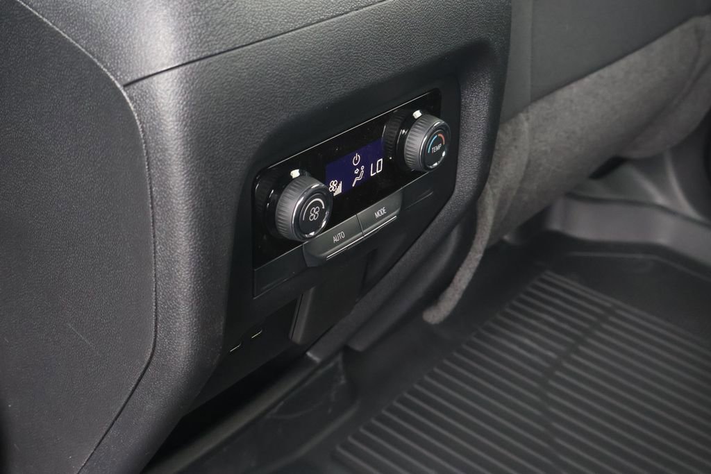 New 2026 Chevrolet Traverse LT w/ Driver Confidence Package FWD image 38