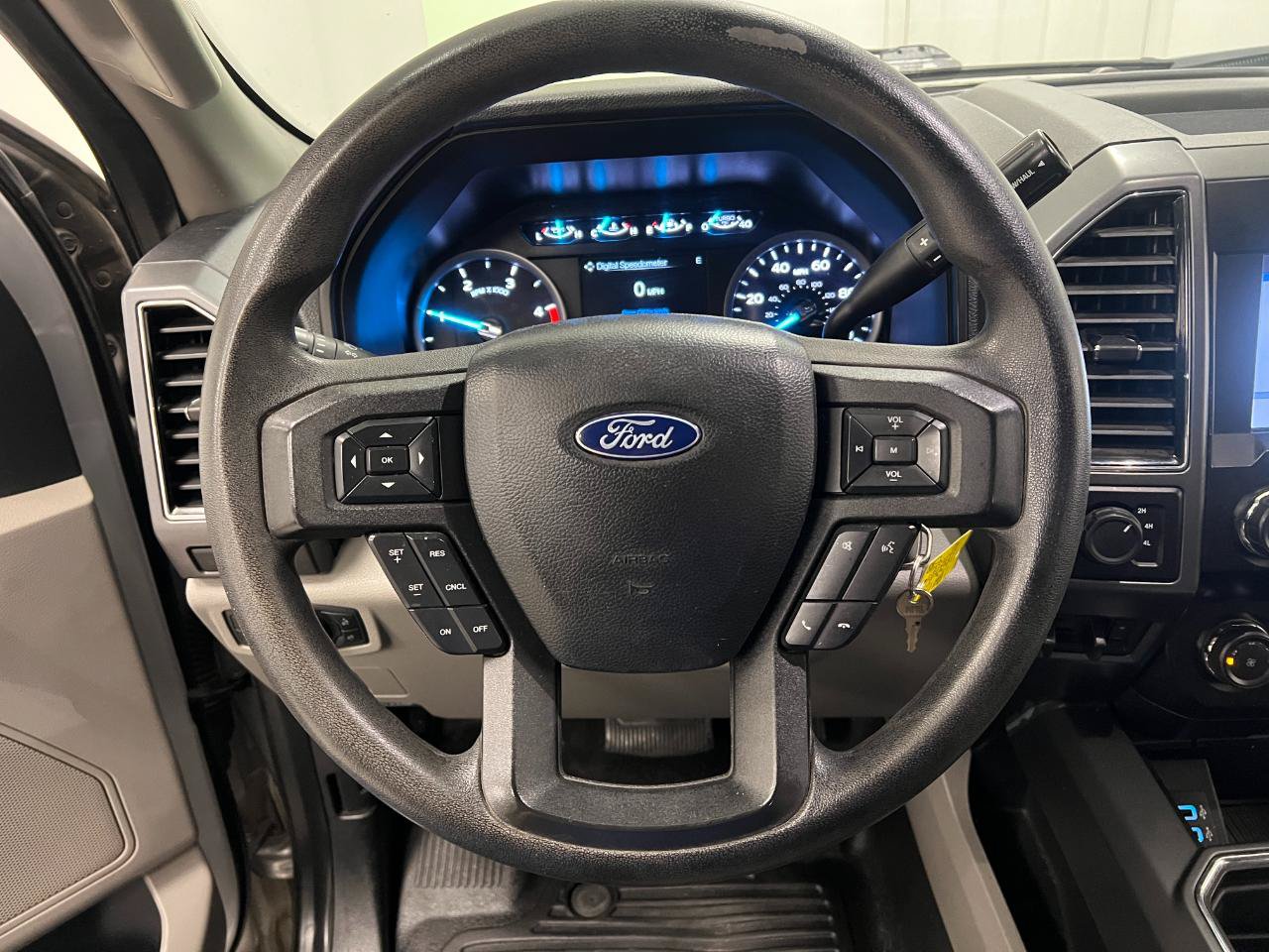 Used 2019 Ford F250 XLT w/ XLT Value Package AWD/4WD image 42