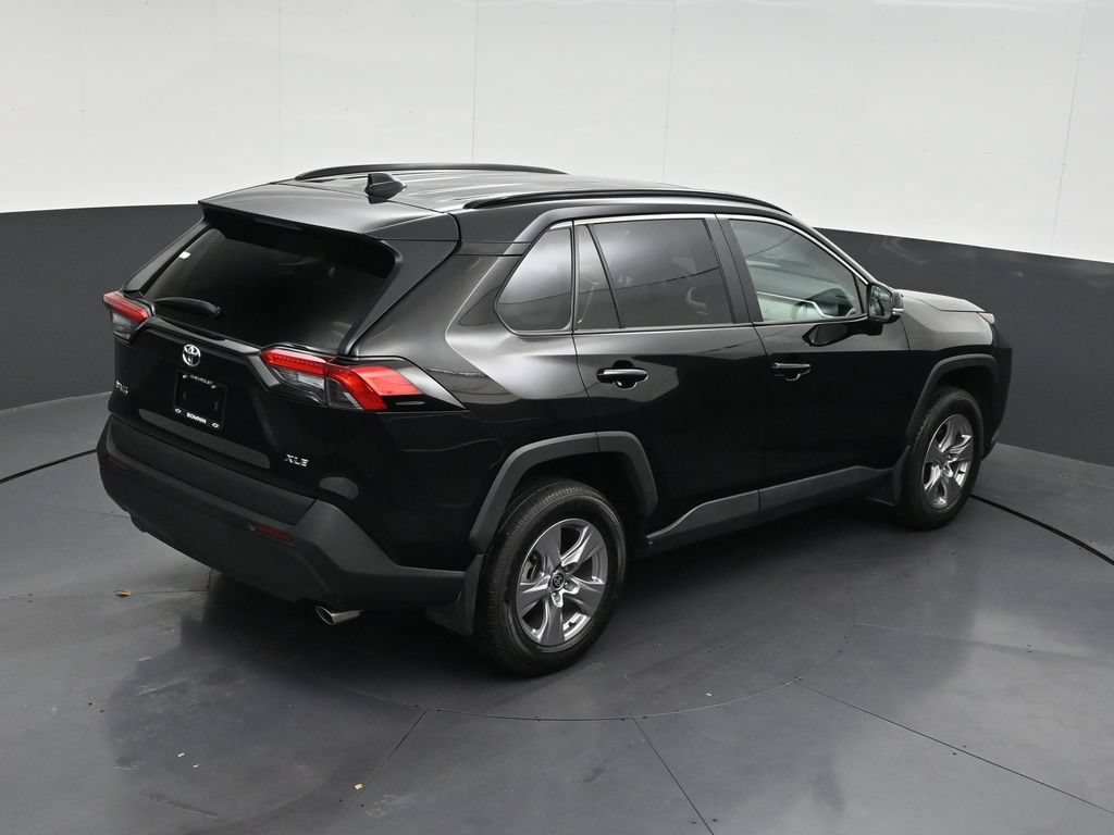 Used 2025 Toyota RAV4 XLE w/ Convenience Package FWD image 20