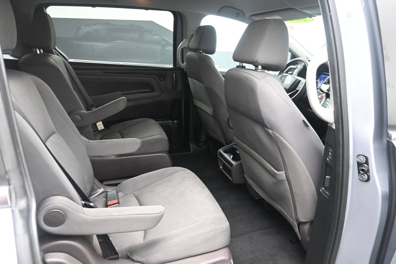 Used 2020 Honda Odyssey EX image 17