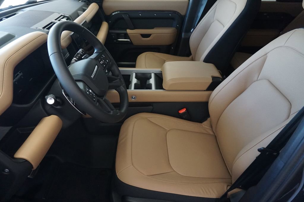 New 2025 Land Rover Defender 130 V8 image 19