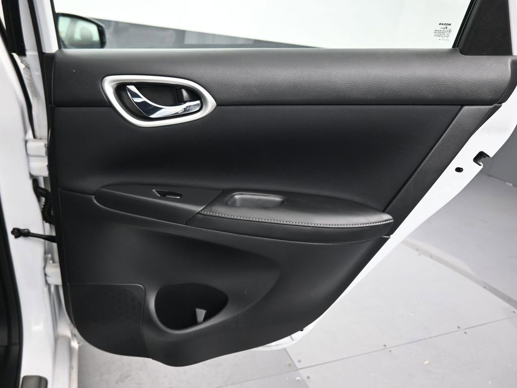 Used 2018 Nissan Sentra SV image 32