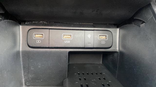 Used 2021 Kia Sorento EX FWD image 34