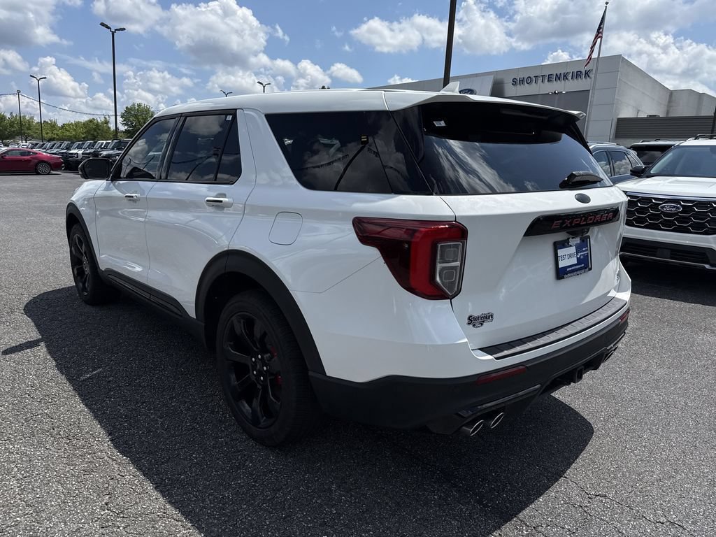Used 2022 Ford Explorer ST w/ Equipment Group 401A AWD/4WD image 5