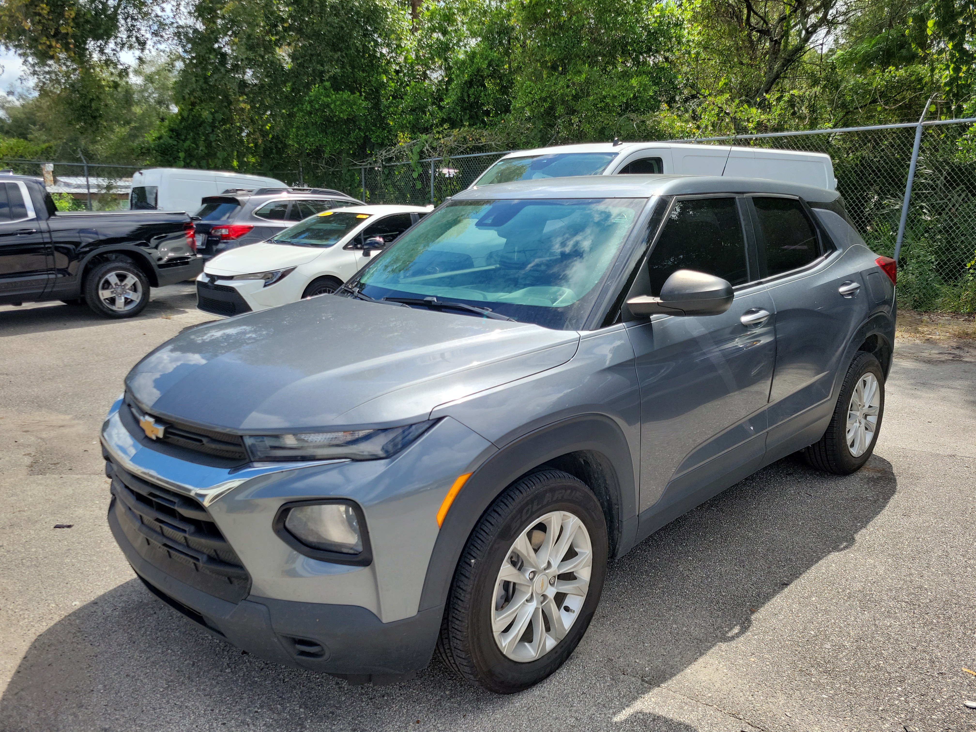 Used 2021 Chevrolet TrailBlazer LS FWD image 1