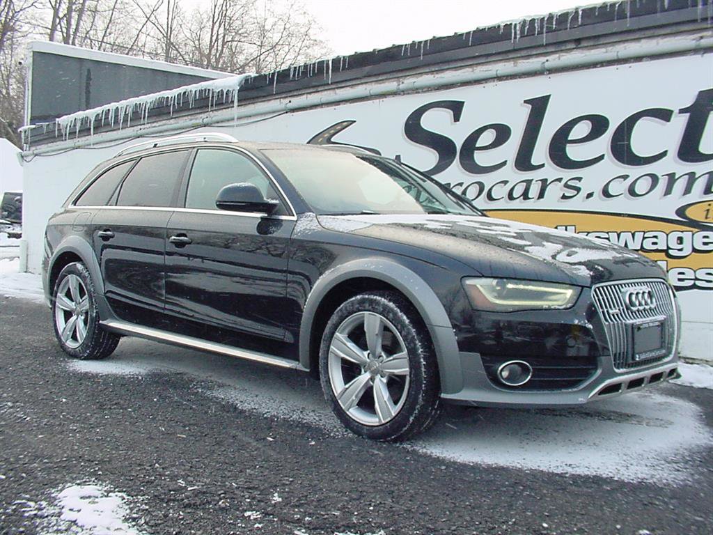 Used 2016 Audi A4 Premium Plus w/ Technology Package image 1