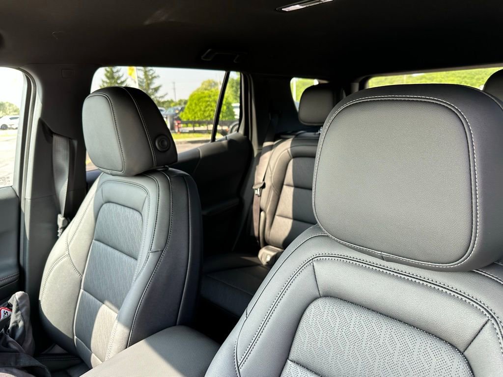 New 2026 Chevrolet Equinox LT w/ Convenience Package II image 27