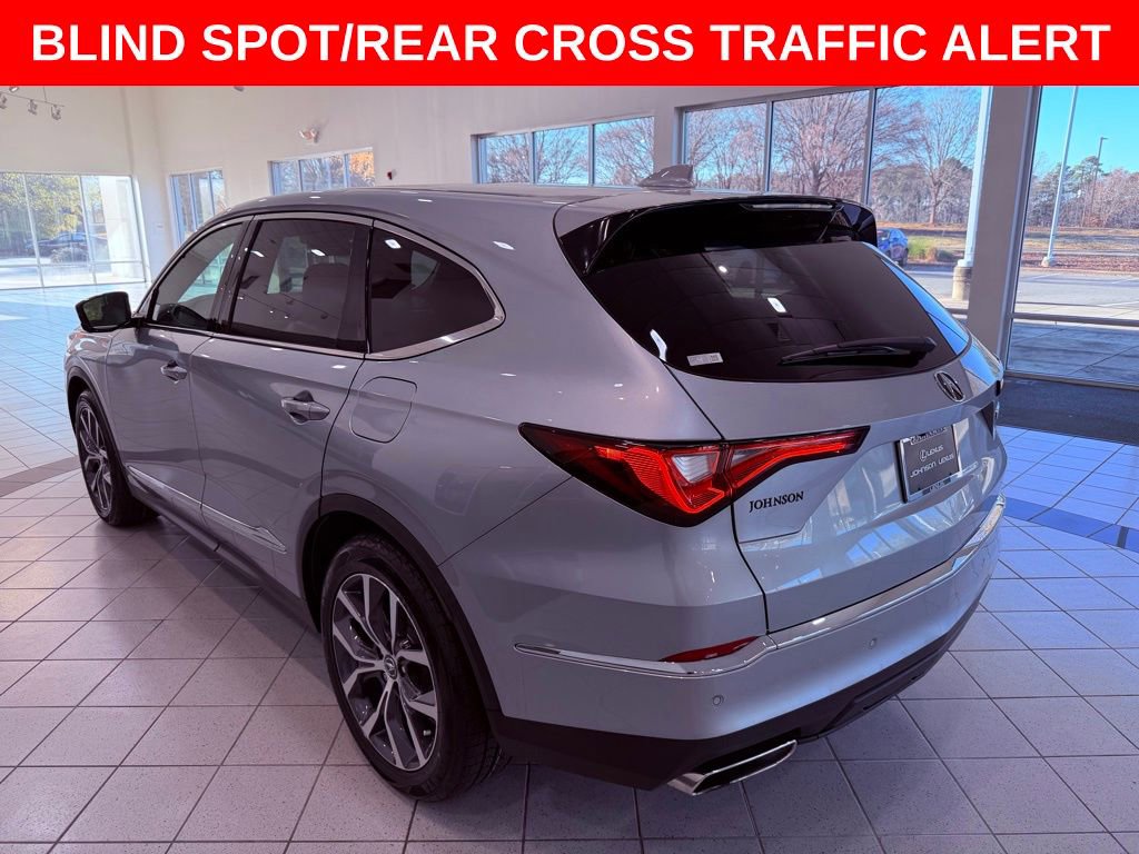 Used 2023 Acura MDX FWD w/ Technology Package image 5