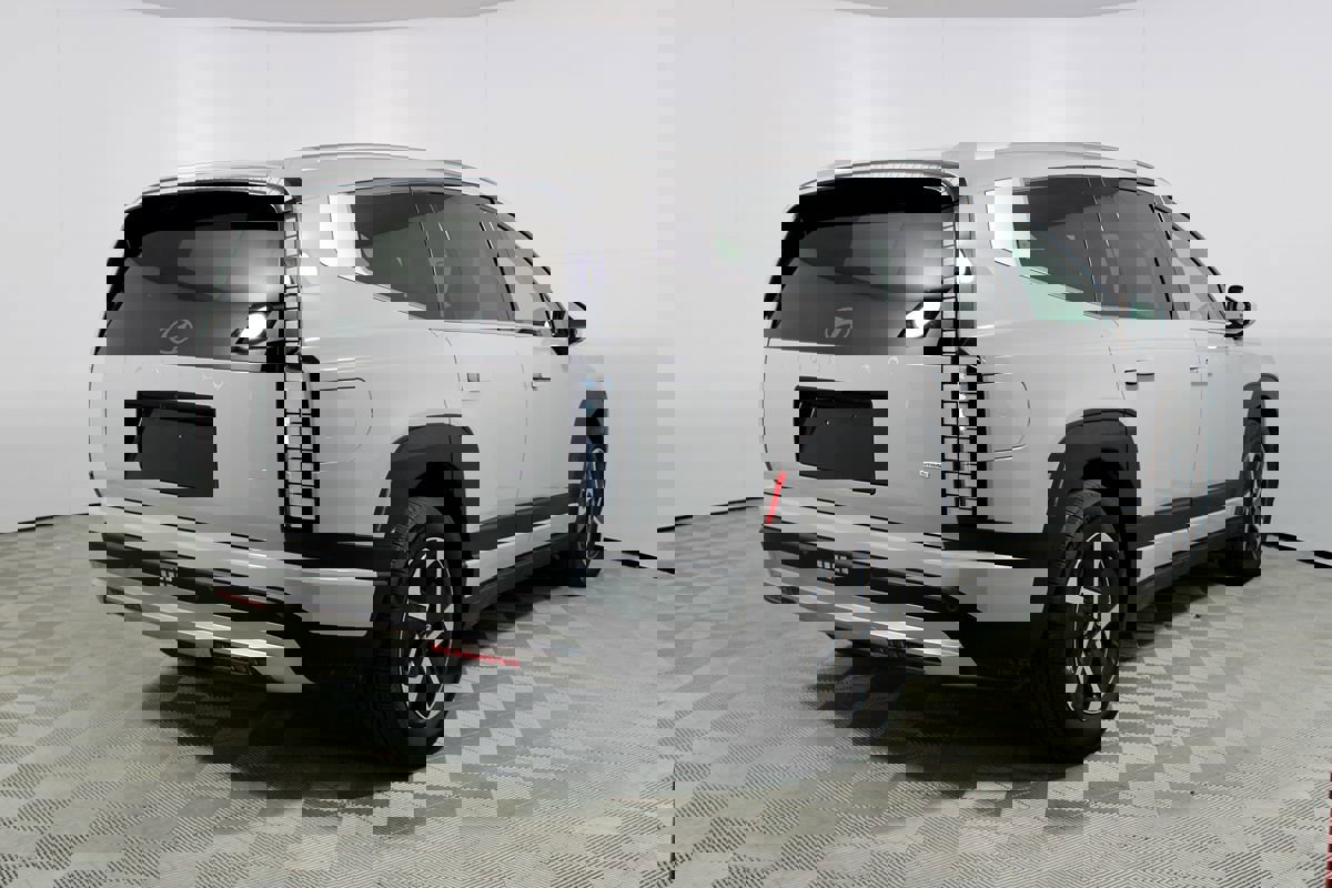 Used 2026 Hyundai Ioniq 9 SE image 46