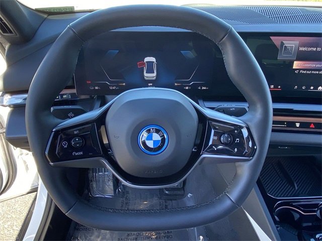 Certified 2024 BMW i5 eDrive40i w/ M Sport Package image 25
