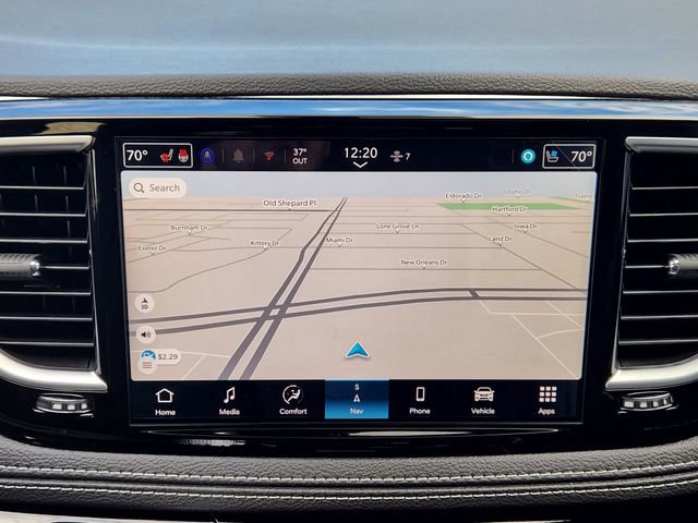 New 2026 Chrysler Pacifica Limited w/ S Appearance Package FWD image 13