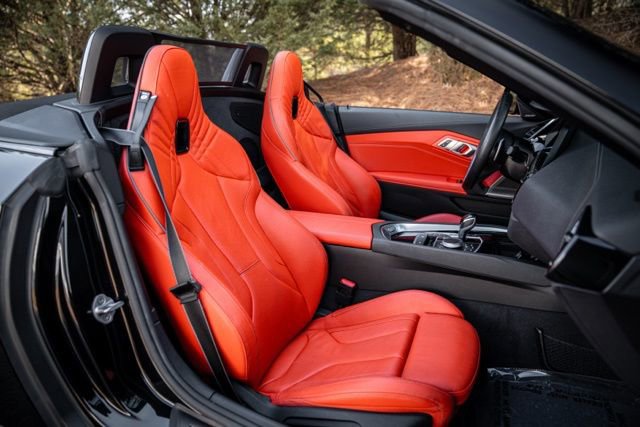 Used 2023 BMW Z4 sDrive30i w/ Shadowloine Package image 34