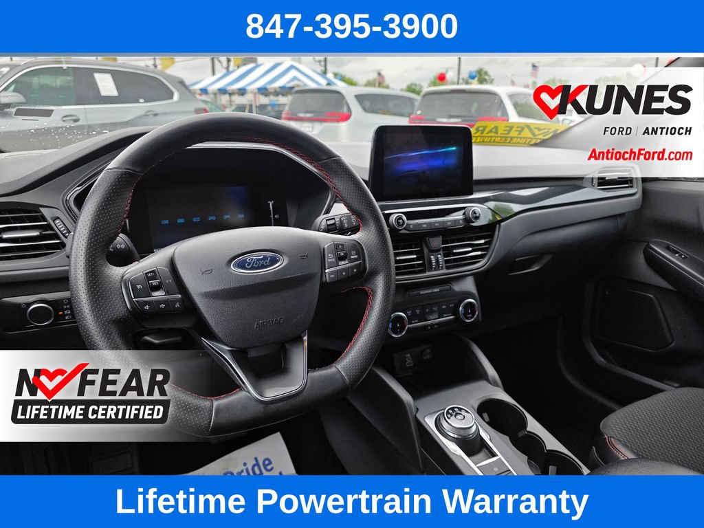 Certified 2025 Ford Escape ST-Line AWD/4WD image 32