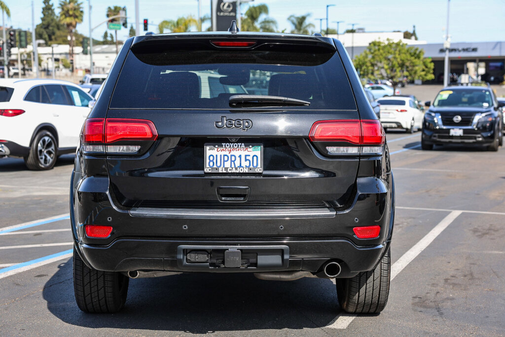 Used 2020 Jeep Grand Cherokee Altitude image 23