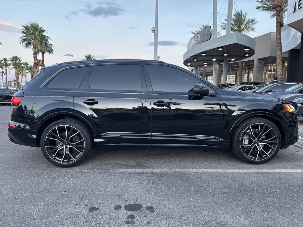 Used 2023 Audi Q7 3.0T Prestige w/ Prestige Package AWD/4WD image 6