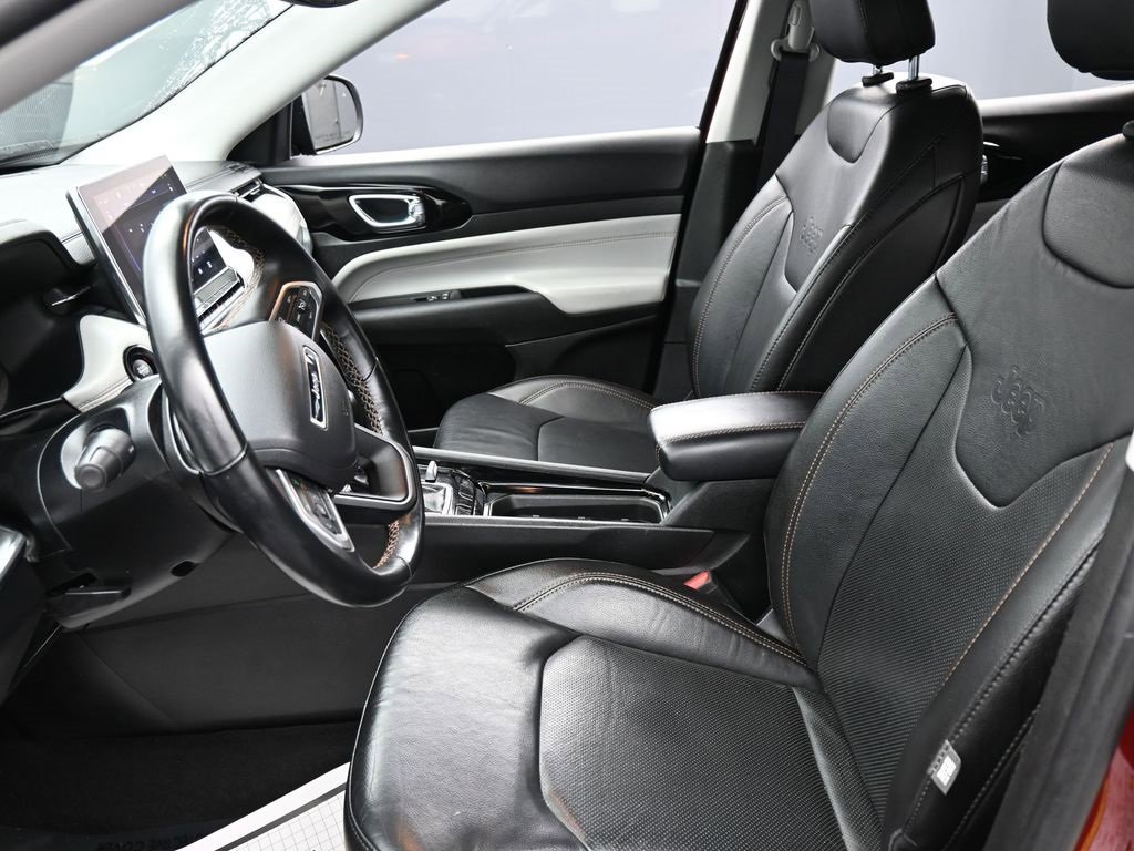 Certified 2022 Jeep Compass Limited image 11