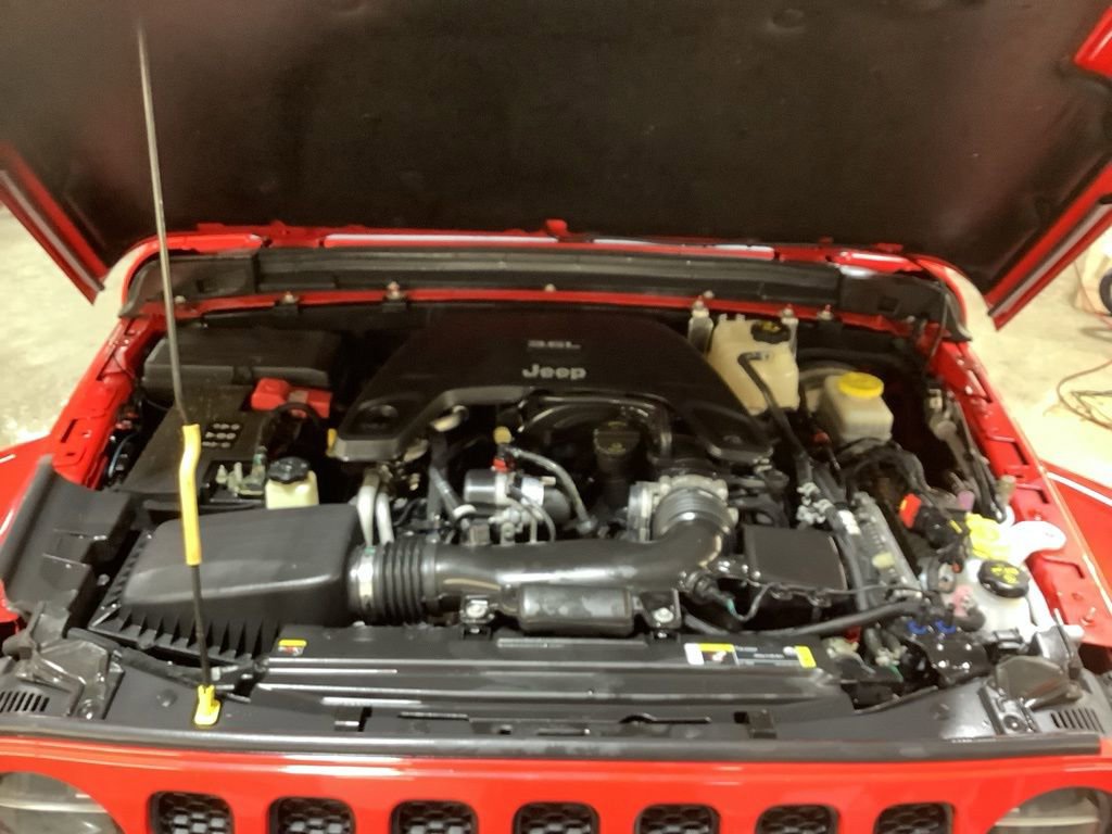 Used 2021 Jeep Wrangler Unlimited Sahara image 14