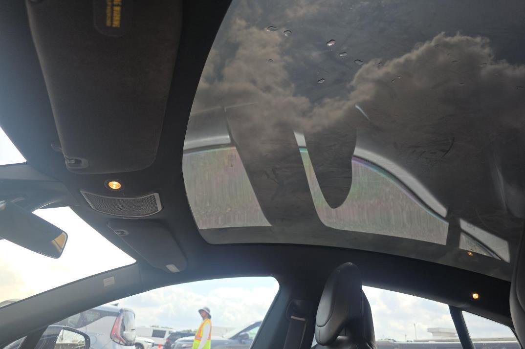 Used 2017 Tesla Model S 75 RWD image 13