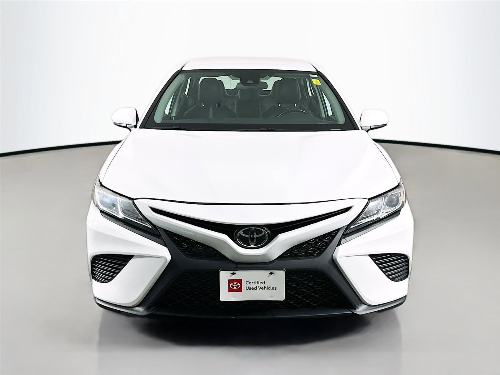 Certified 2020 Toyota Camry SE FWD image 3
