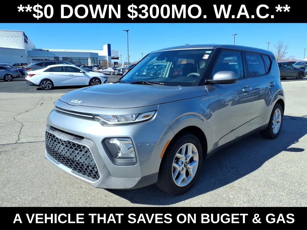 Used 2022 Kia Soul LX w/ Technology Package FWD image 4