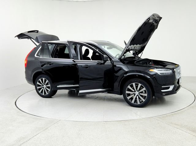 New 2025 Volvo XC90 B6 Plus w/ Protection Package Premier image 10