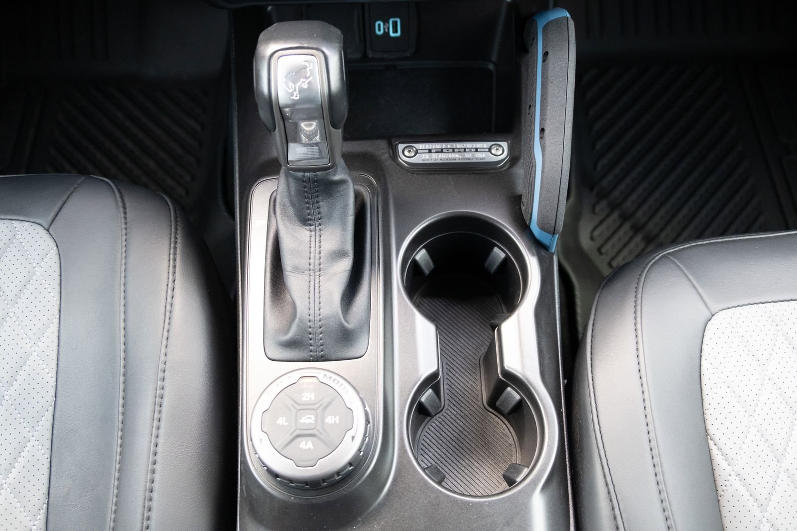 Used 2023 Ford Bronco Wildtrak image 6