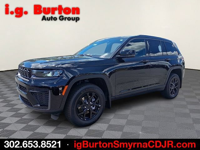 New 2026 Jeep Grand Cherokee Altitude AWD/4WD image 2