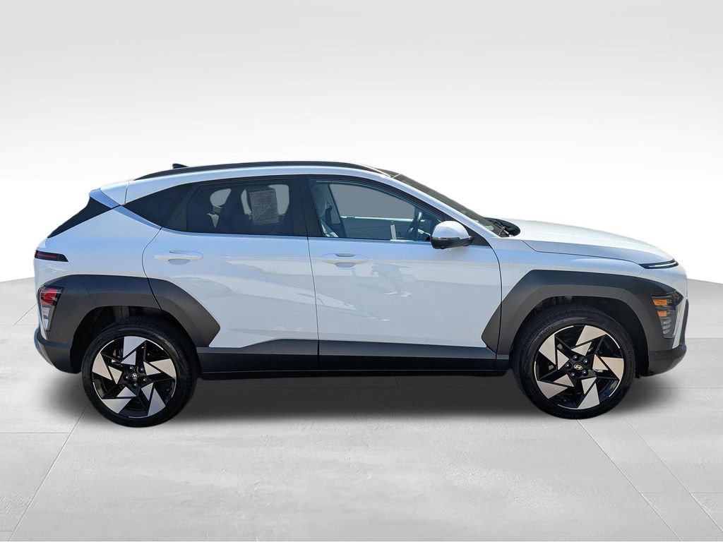 Used 2024 Hyundai Kona Limited AWD/4WD image 13