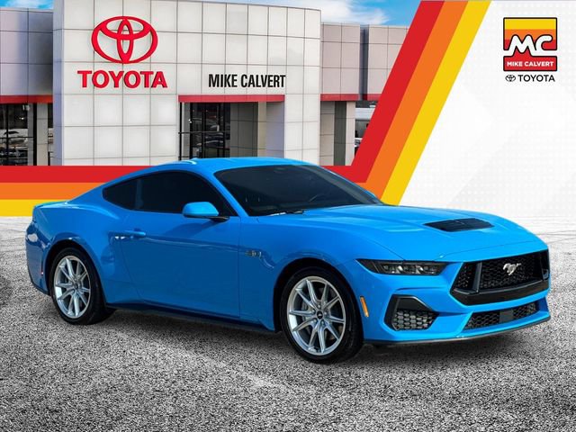 Used 2025 Ford Mustang GT Premium RWD image 7