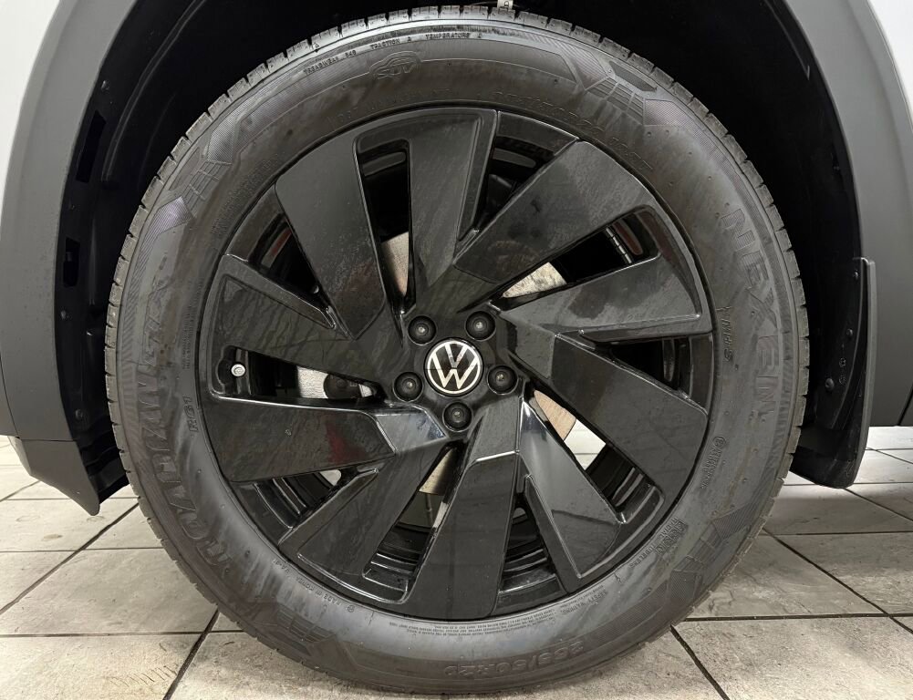 New 2026 Volkswagen Atlas SE image 24