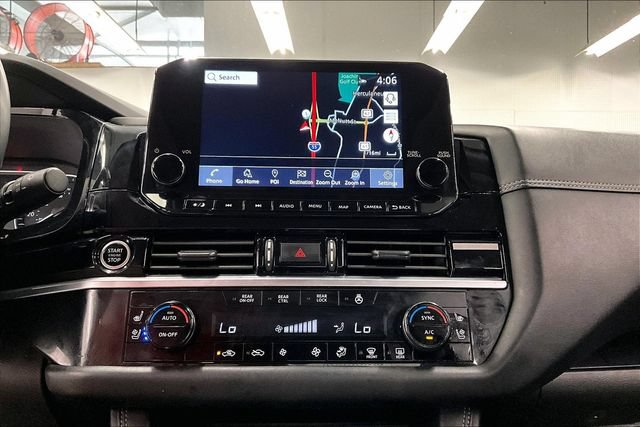 Used 2023 Nissan Pathfinder Platinum w/ Cargo Package AWD/4WD image 31