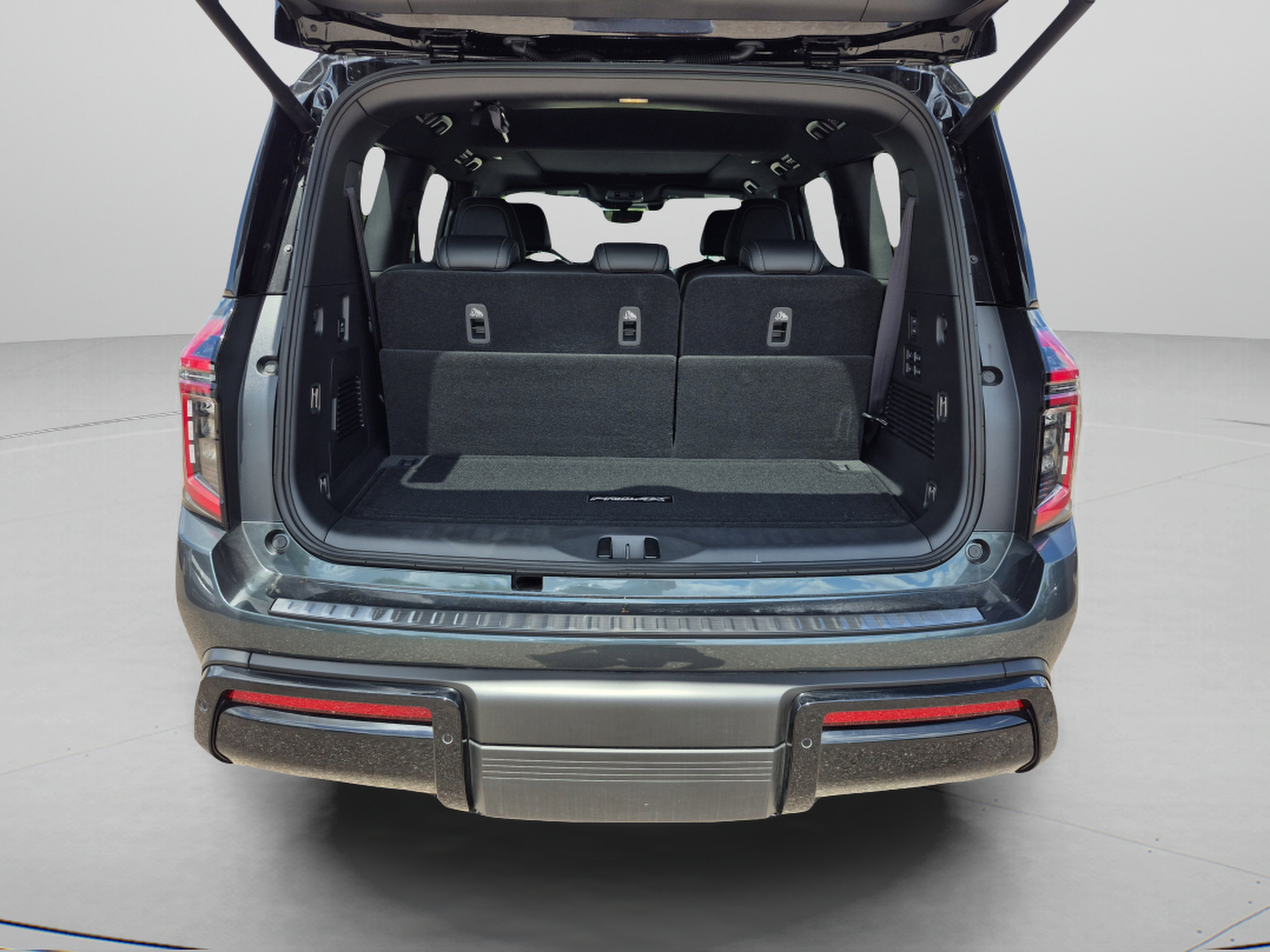 New 2026 Nissan Armada PRO-4X AWD/4WD image 10