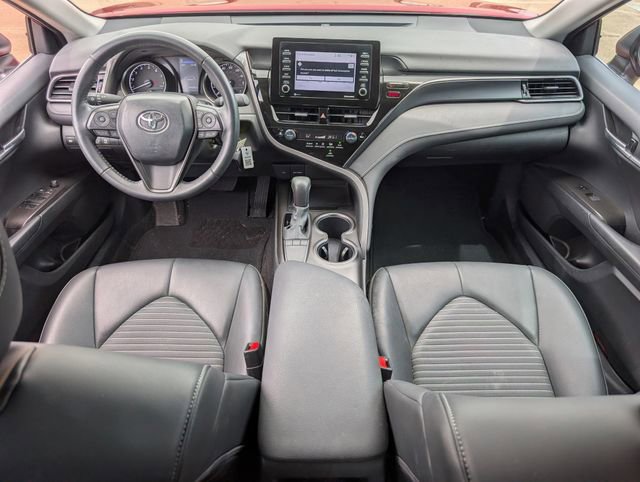 Used 2024 Toyota Camry SE FWD image 11