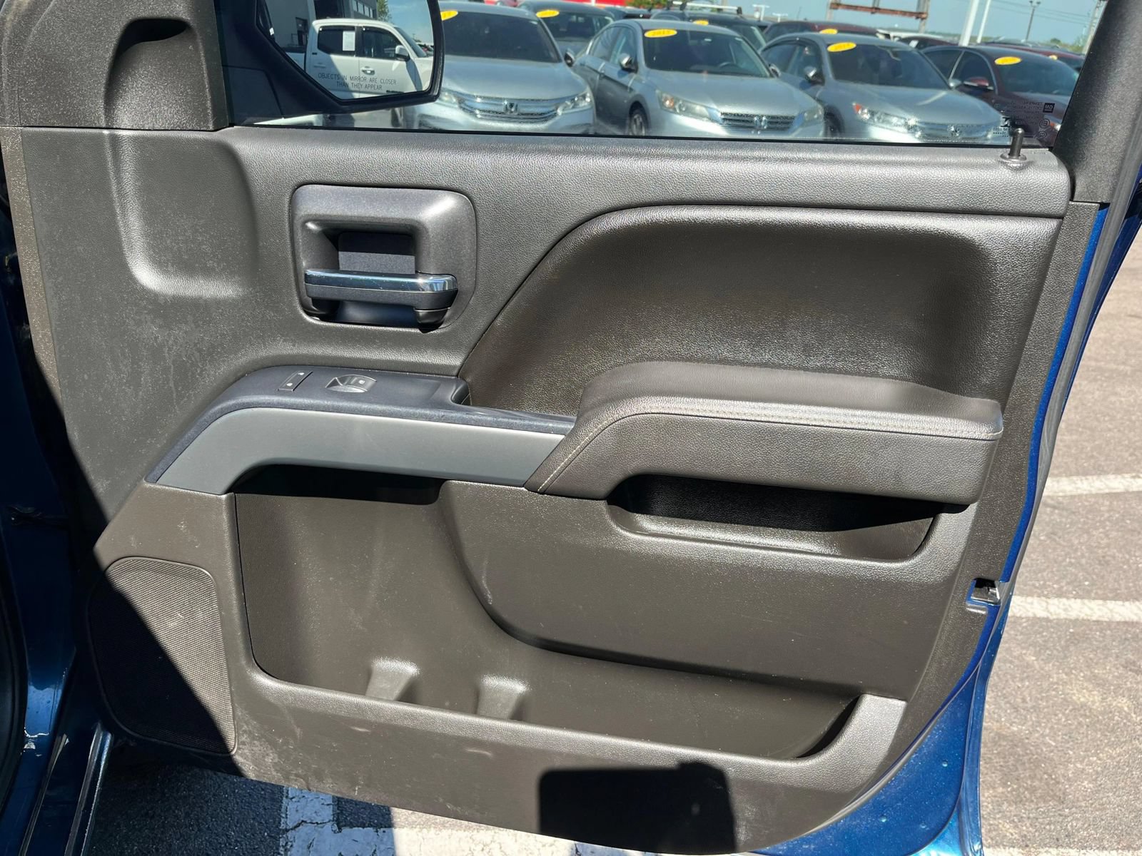 Used 2017 Chevrolet Silverado 1500 LT w/ All Star Edition AWD/4WD image 41